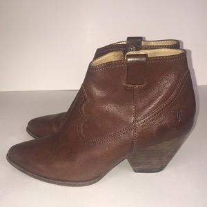 Frye Reina Bootie Size 8.5